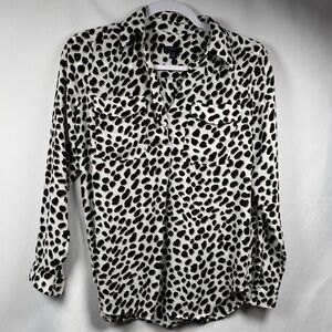 Ann Taylor Black and White Button Down Shirt with Notched Collar XSP